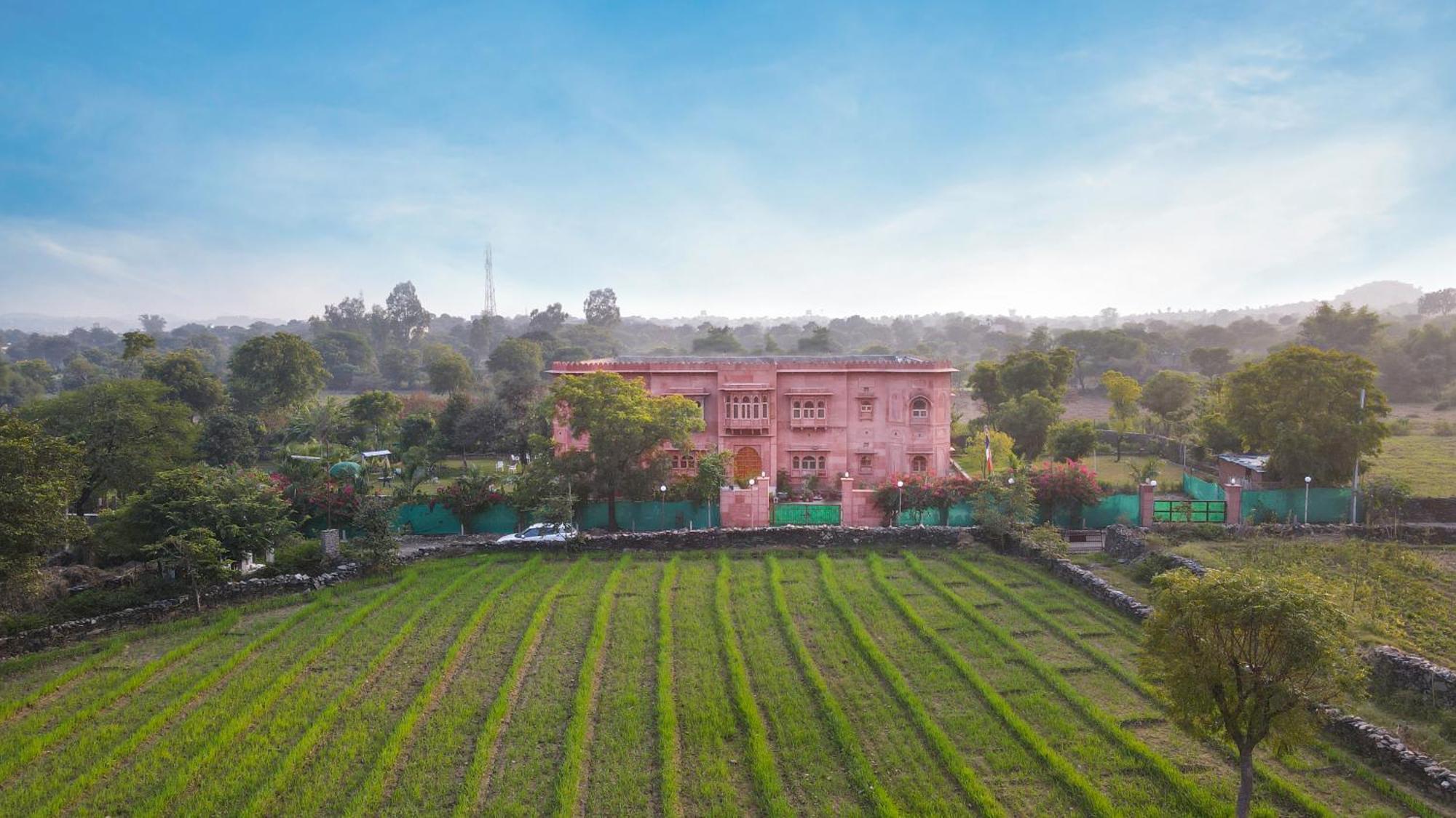 Castle Oodeypore A Boutique Stay Удайпур Екстериор снимка